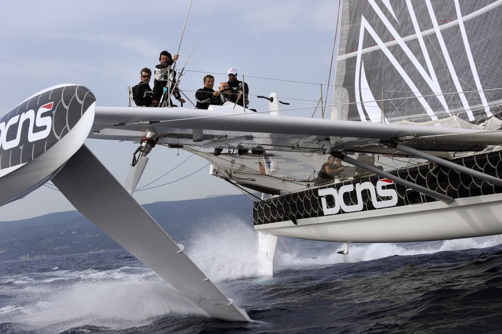 l’Hydroptere will make a world speed sailing record attempt from Los Angeles &copy; Francis Demange www.hydroptere.com